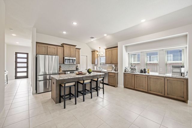 9105 Desert Flora Drive, Fort Worth, TX 76131