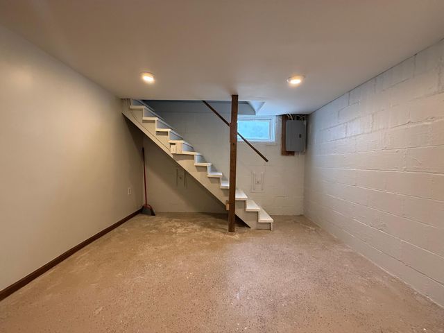 416 14th Avenue NE, Rochester, MN 55906