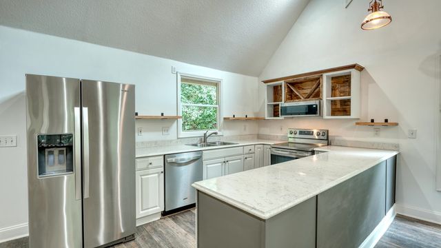 4107 Twiggs Drive, Hiawassee, GA 30546