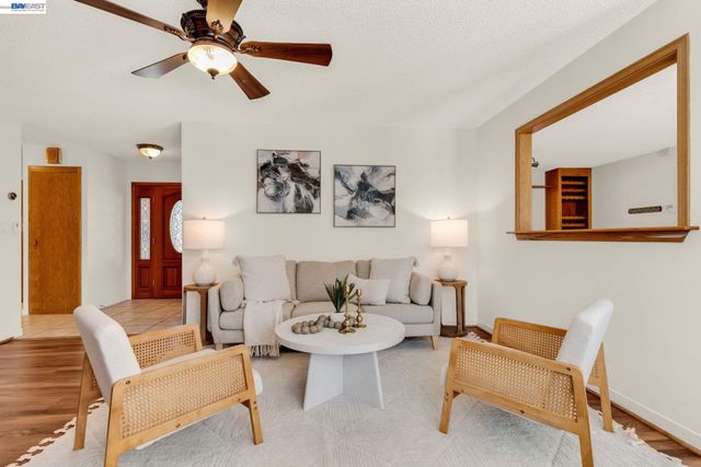 9459 Broadmoor Dr, San Ramon, CA 94583