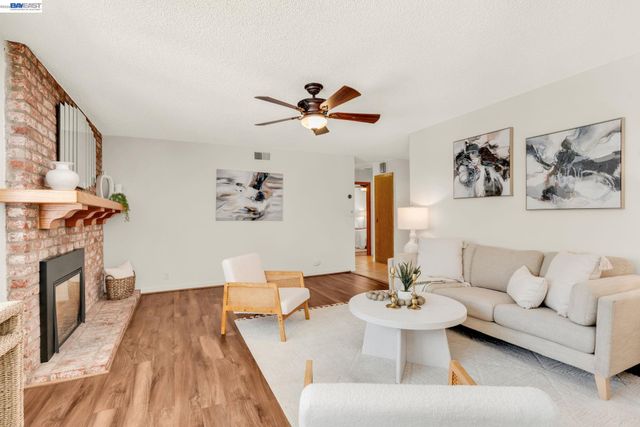 9459 Broadmoor Dr, San Ramon, CA 94583