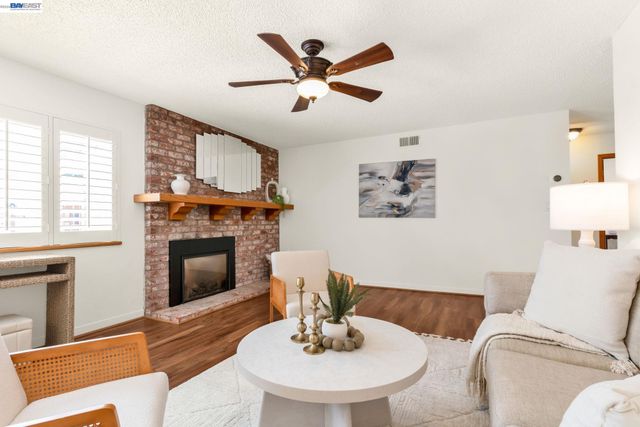 9459 Broadmoor Dr, San Ramon, CA 94583