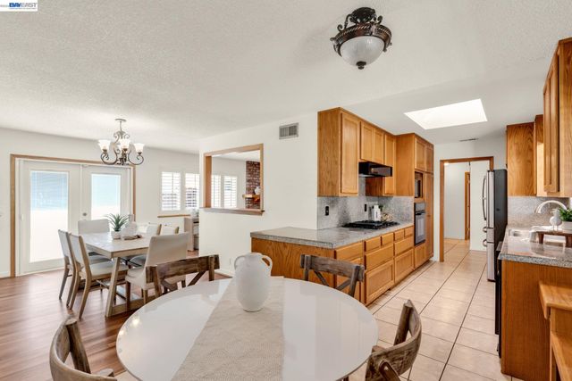 9459 Broadmoor Dr, San Ramon, CA 94583