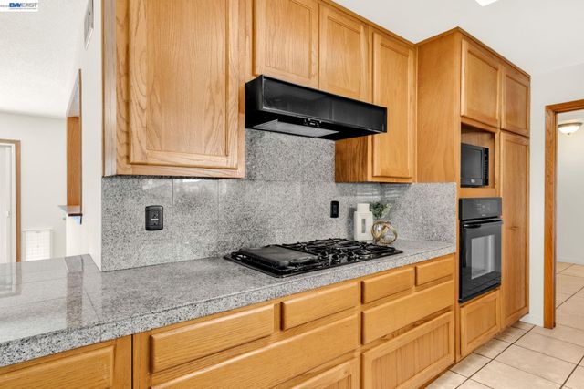 9459 Broadmoor Dr, San Ramon, CA 94583