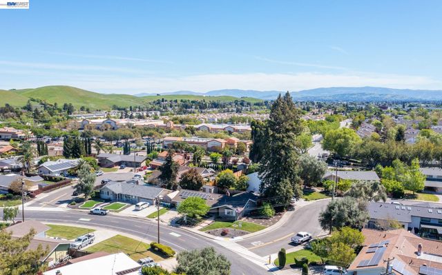 9459 Broadmoor Dr, San Ramon, CA 94583