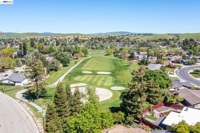 9459 Broadmoor Dr, San Ramon, CA 94583