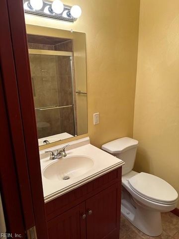 1925 Benefit RD, Chesapeake, VA 23322