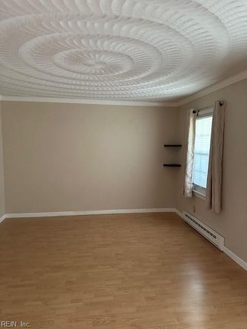 1925 Benefit RD, Chesapeake, VA 23322