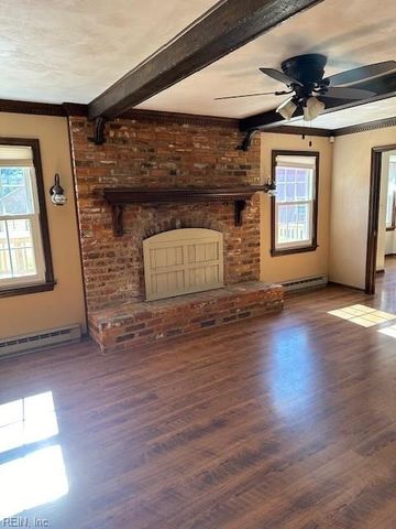 1925 Benefit RD, Chesapeake, VA 23322