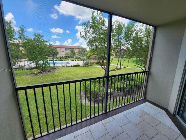12651 SW 16th Ct 211B, Pembroke Pines, FL 33027