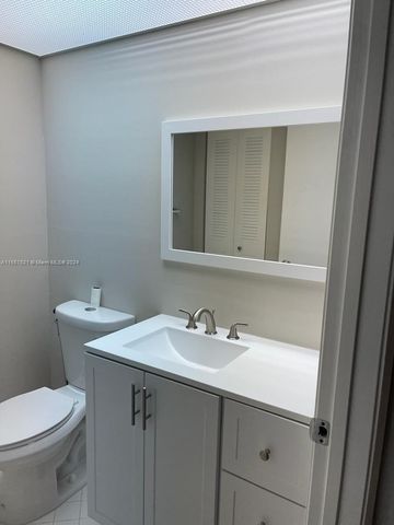 12651 SW 16th Ct 211B, Pembroke Pines, FL 33027