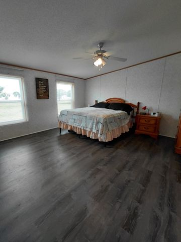 6141 County Road 593, Nevada, TX 75173