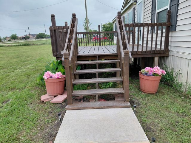 6141 County Road 593, Nevada, TX 75173