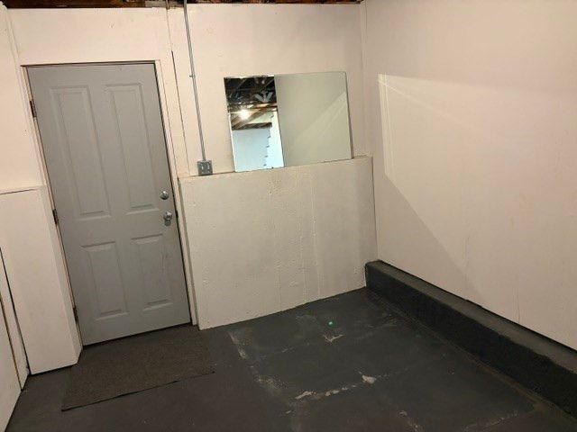 85 Kalmar St, Worcester, MA 01606