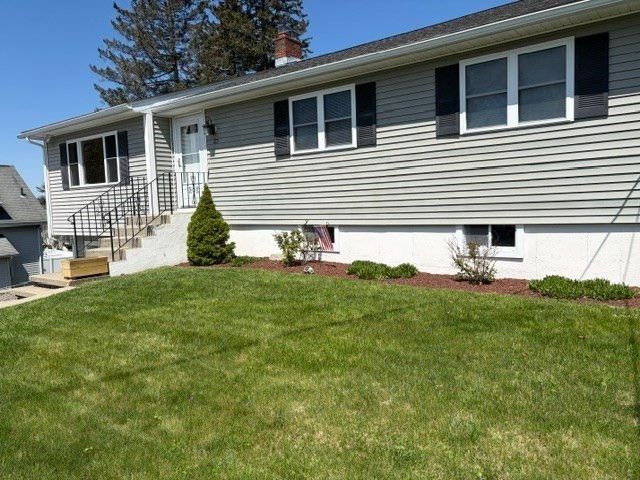 85 Kalmar St, Worcester, MA 01606