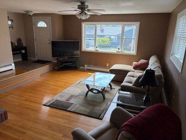 85 Kalmar St, Worcester, MA 01606