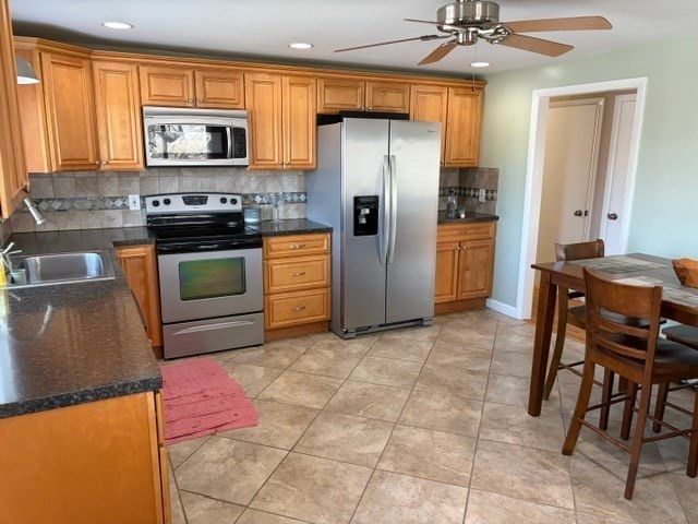 85 Kalmar St, Worcester, MA 01606