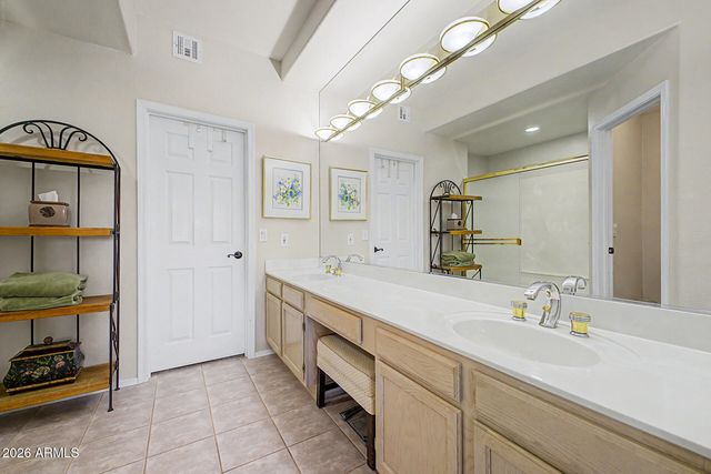 9032 W PORT ROYALE Lane, Peoria, AZ 85381