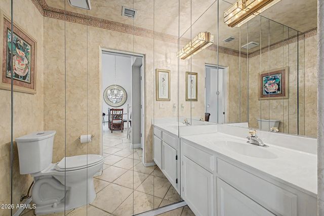 9032 W PORT ROYALE Lane, Peoria, AZ 85381