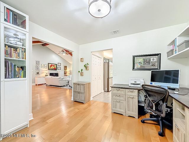 12777 DOGWOOD HILL Drive, Jacksonville, FL 32223