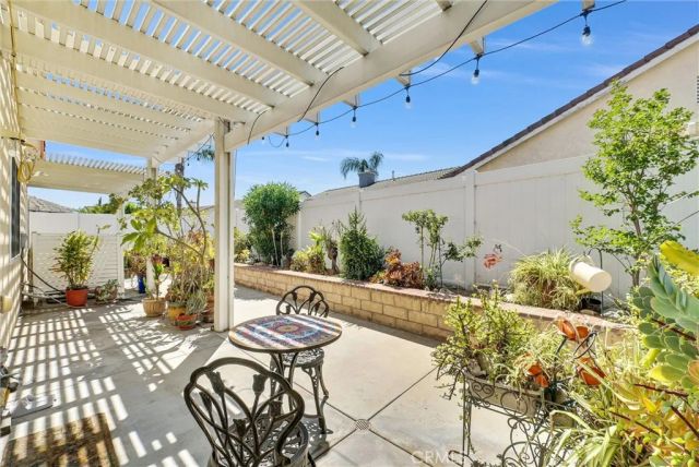 5184 Westerfield, Jurupa Valley, CA 92509