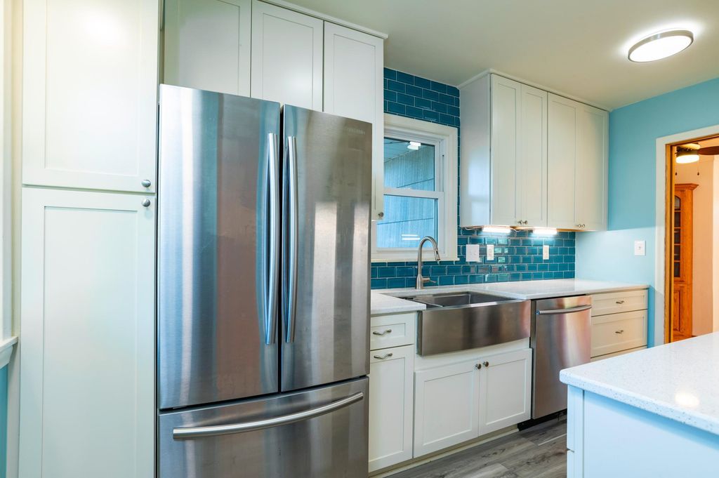 2025 Field Avenue, Saint Paul, MN 55116 — photo 3