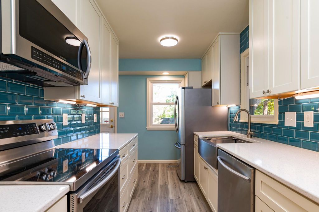 2025 Field Avenue, Saint Paul, MN 55116 — photo 4