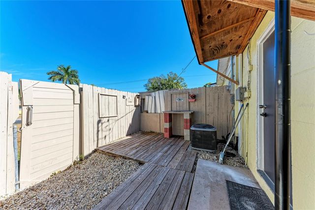 4010 S LOCKWOOD RIDGE ROAD, Sarasota, FL 34231