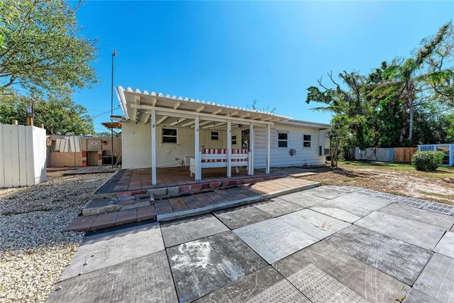 4010 S LOCKWOOD RIDGE ROAD, Sarasota, FL 34231