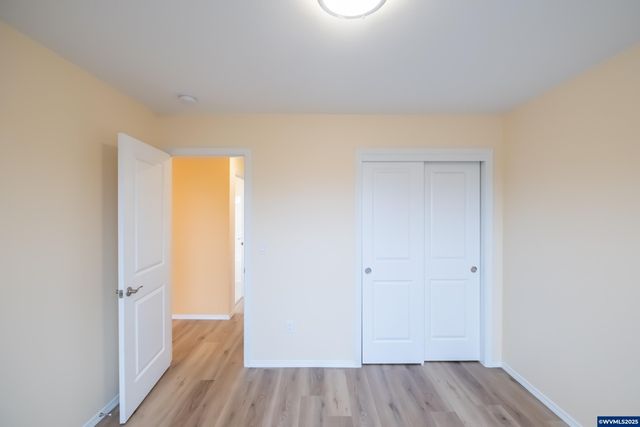 2037 Waterford St SE, Albany, OR 97322