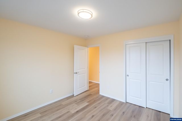 2037 Waterford St SE, Albany, OR 97322