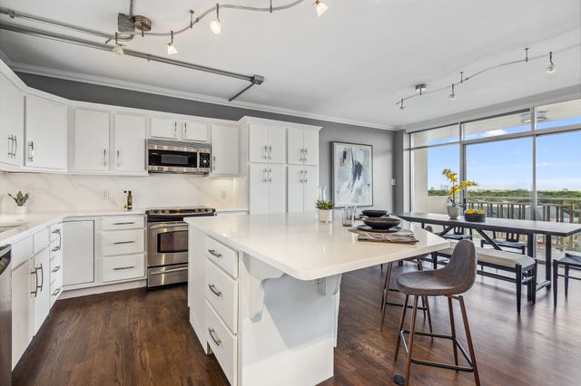 6211 W Northwest 701, Dallas, TX 75225