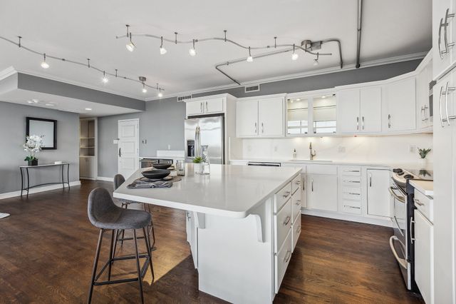 6211 W Northwest 701, Dallas, TX 75225