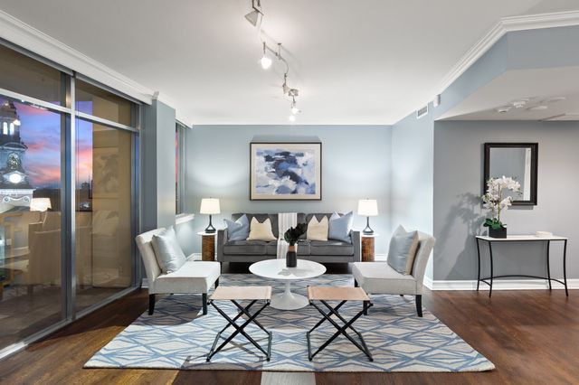 6211 W Northwest 701, Dallas, TX 75225