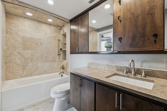 6211 W Northwest 701, Dallas, TX 75225