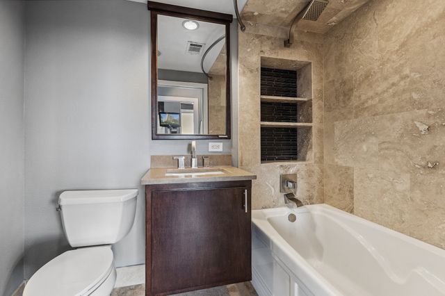 6211 W Northwest 701, Dallas, TX 75225