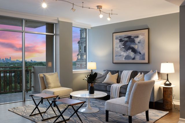 6211 W Northwest 701, Dallas, TX 75225