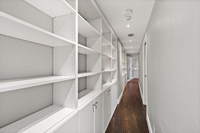 6211 W Northwest 701, Dallas, TX 75225