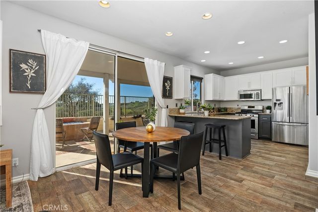 20 Wild Lilac Lane, Rancho Santa Margarita, CA 92688