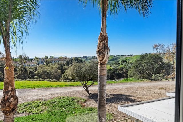 20 Wild Lilac Lane, Rancho Santa Margarita, CA 92688