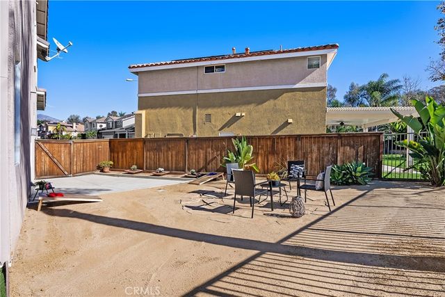20 Wild Lilac Lane, Rancho Santa Margarita, CA 92688