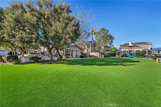20 Wild Lilac Lane, Rancho Santa Margarita, CA 92688