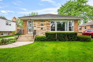 8436 N ORIOLE Avenue, Niles, IL 60714