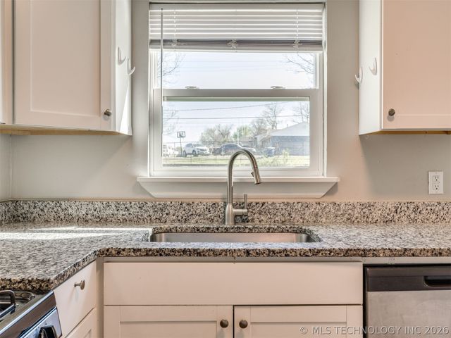 250 E 51st Place North, Tulsa, OK 74126