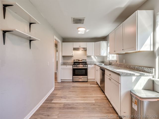 250 E 51st Place North, Tulsa, OK 74126