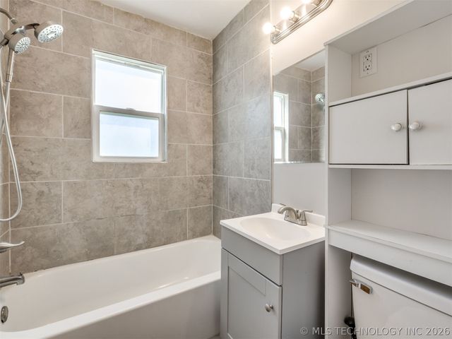 250 E 51st Place North, Tulsa, OK 74126