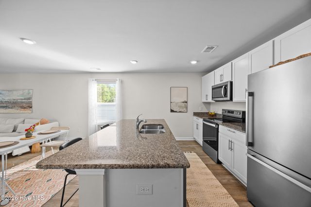 884 Shipley Way SW, Supply, NC 28462
