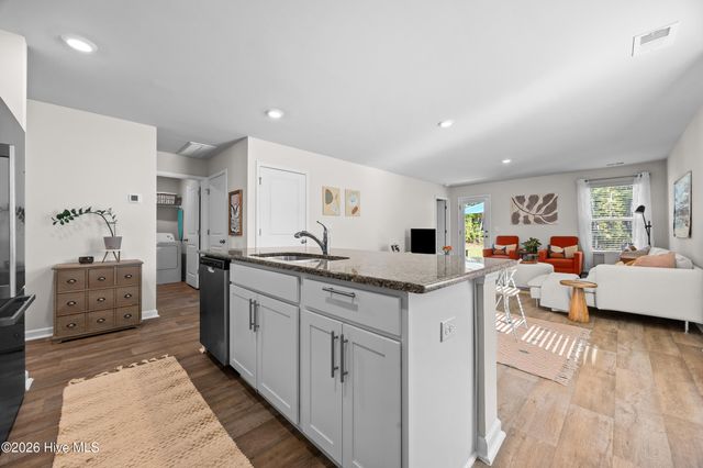 884 Shipley Way SW, Supply, NC 28462