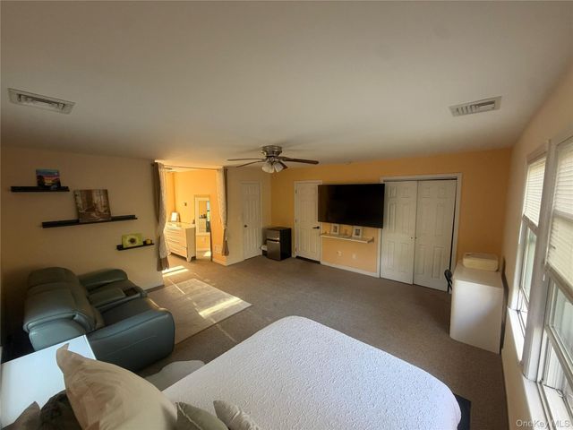 58 Flanders Boulevard, Riverhead, NY 11901