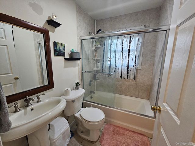 58 Flanders Boulevard, Riverhead, NY 11901